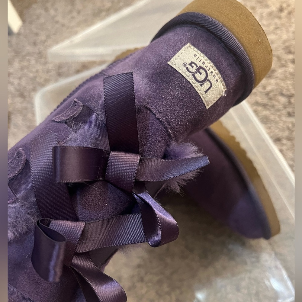 purple short bow uggs